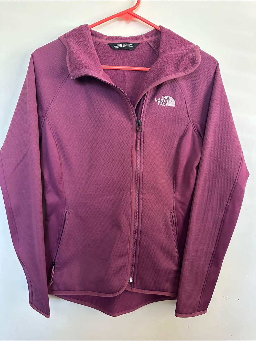 The North Face Women's Zip Hoodie - Berry Plum